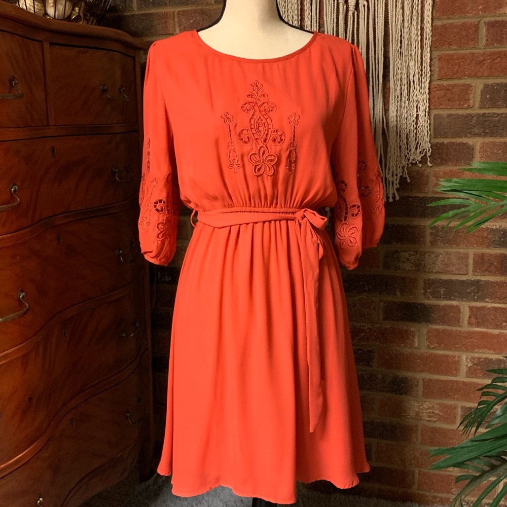 YA Los Angeles Women’s Coral Eyelet Detail 3/4 Sleeve Lined Midi Dress L